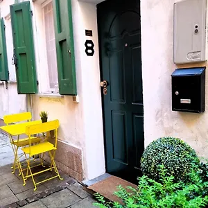 https://harinero-characteristic-apartment-in-the-center.emilia-romagnahotels.net